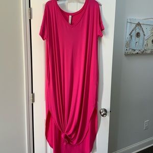 Hot pink T-shirt Maxi